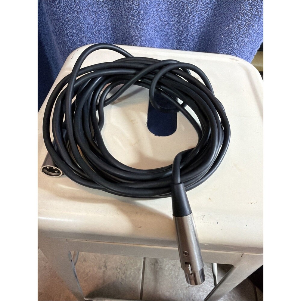 Mic cable (2) Lightly Used 20’ 3 pin microphone cable PAIR